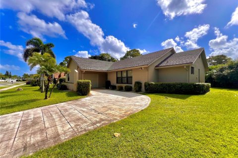 Villa ou maison à vendre à Lake Worth, Floride: 2 chambres, 134.62 m2 № 1427424 - photo 1