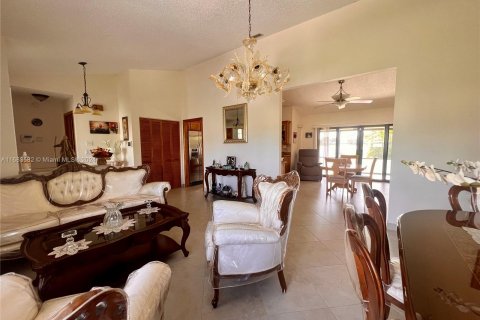 Villa ou maison à vendre à Lake Worth, Floride: 2 chambres, 134.62 m2 № 1427424 - photo 4