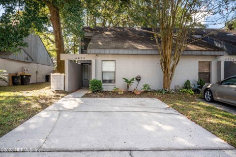 Casa en venta en Jacksonville, Florida, 2 dormitorios, 110.37 m2 № 820681 - foto 3