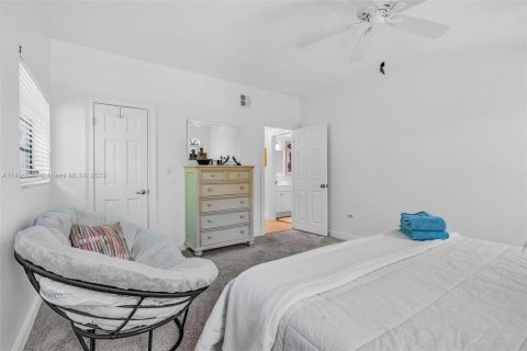 Casa en venta en Tavernier, Florida, 4 dormitorios, 241.27 m2 № 869742 - foto 25