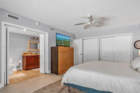 Villa ou maison à vendre à Tavernier, Floride: 4 chambres, 241.27 m2 № 869742 - photo 6