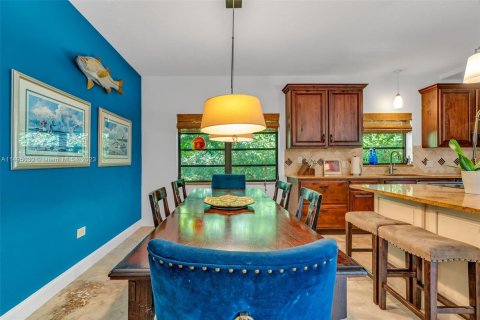 Villa ou maison à vendre à Tavernier, Floride: 4 chambres, 241.27 m2 № 869742 - photo 14