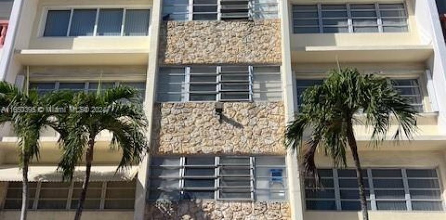 Condo in Hallandale Beach, Florida, 1 bedroom  № 1347652