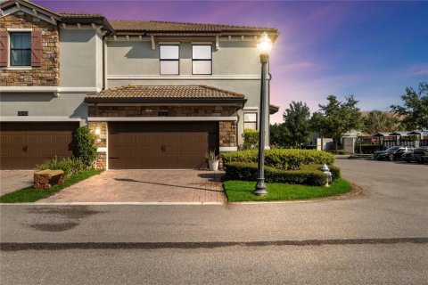 Touwnhouse à vendre à Davenport, Floride: 3 chambres, 196.4 m2 № 1266966 - photo 1