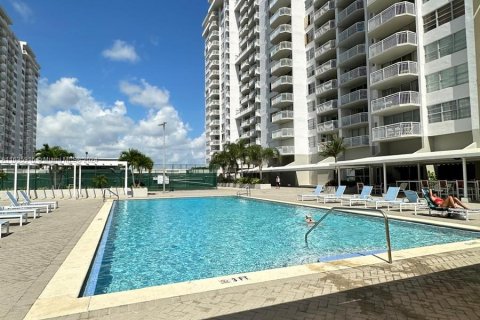 Condo in Aventura, Florida, 2 bedrooms  № 1305634 - photo 18