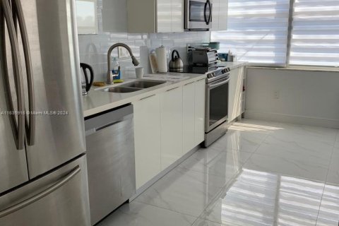 Condominio en venta en Aventura, Florida, 2 dormitorios, 149.11 m2 № 1305634 - foto 7