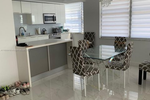 Copropriété à vendre à Aventura, Floride: 2 chambres, 149.11 m2 № 1305634 - photo 6