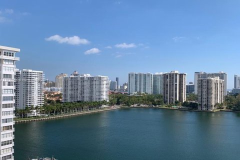 Condominio en venta en Aventura, Florida, 2 dormitorios, 149.11 m2 № 1305634 - foto 1