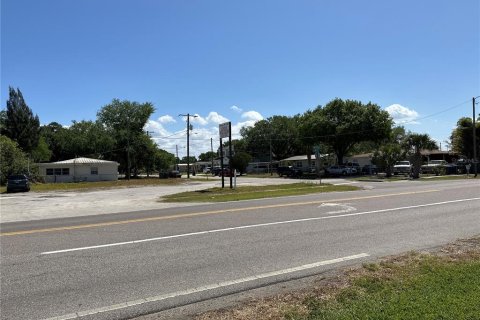 Propiedad comercial en venta en Tampa, Florida № 479241 - foto 7