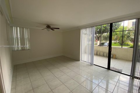 Condo in Aventura, Florida, 3 bedrooms  № 1228311 - photo 7