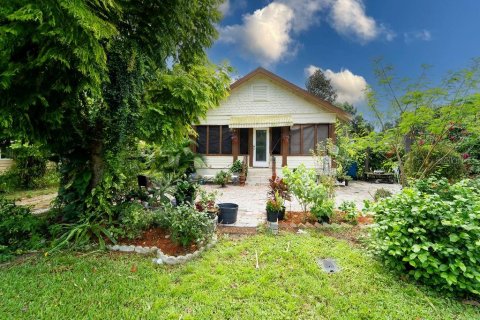 Villa ou maison à vendre à DeLand, Floride: 3 chambres, 79.52 m2 № 1387584 - photo 1