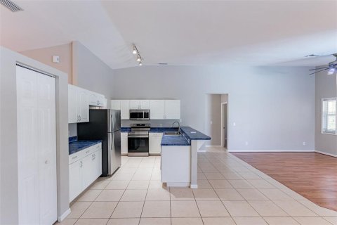 Villa ou maison à vendre à North Port, Floride: 3 chambres, 197.6 m2 № 1133355 - photo 19