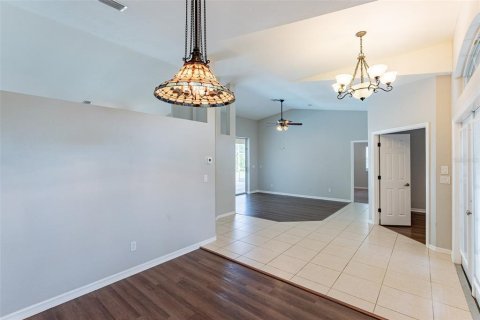 Villa ou maison à vendre à North Port, Floride: 3 chambres, 197.6 m2 № 1133355 - photo 7