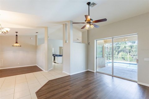 Casa en venta en North Port, Florida, 3 dormitorios, 197.6 m2 № 1133355 - foto 12