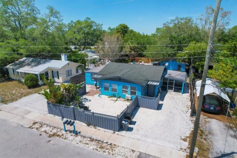 Immobilier commercial à vendre à Sarasota, Floride: 169.08 m2 № 1133400 - photo 2