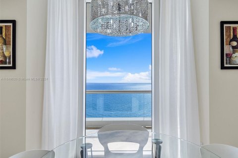 Copropriété à vendre à Sunny Isles Beach, Floride: 3 chambres, 205.69 m2 № 1345364 - photo 17