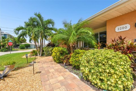 Casa en venta en Saint Petersburg, Florida, 3 dormitorios, 200.76 m2 № 1344337 - foto 7