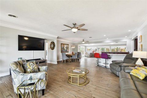 Casa en venta en Saint Petersburg, Florida, 3 dormitorios, 200.76 m2 № 1344337 - foto 10