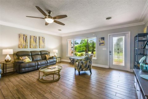 Casa en venta en Saint Petersburg, Florida, 3 dormitorios, 200.76 m2 № 1344337 - foto 12