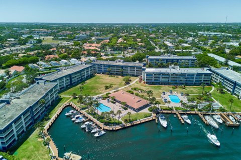 Copropriété à vendre à Delray Beach, Floride: 2 chambres, 92.9 m2 № 1141566 - photo 3