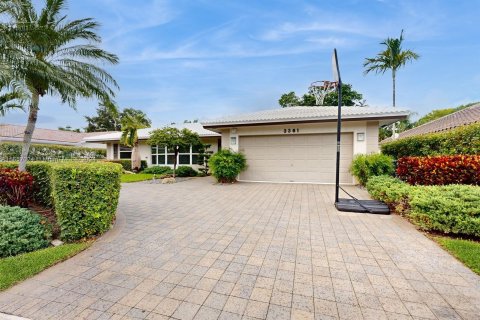 Casa en venta en Hollywood, Florida, 3 dormitorios, 224.36 m2 № 1357324 - foto 1