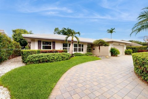 Casa en venta en Hollywood, Florida, 3 dormitorios, 224.36 m2 № 1357324 - foto 2