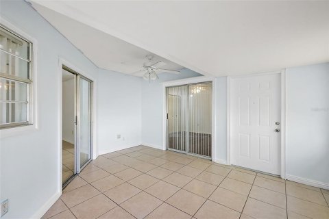Casa en venta en Leesburg, Florida, 2 dormitorios, 86.68 m2 № 955070 - foto 15