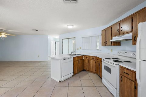 Villa ou maison à vendre à Leesburg, Floride: 2 chambres, 86.68 m2 № 955070 - photo 10