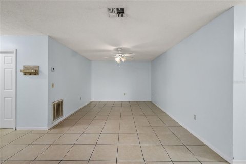 Villa ou maison à vendre à Leesburg, Floride: 2 chambres, 86.68 m2 № 955070 - photo 4