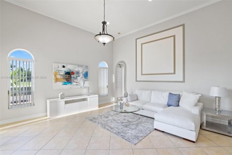 Casa en venta en Coral Springs, Florida, 5 dormitorios, 256.6 m2 № 1332731 - foto 9