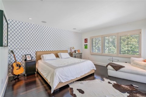 Casa en venta en Bay Harbor Islands, Florida, 4 dormitorios, 289.11 m2 № 951402 - foto 10