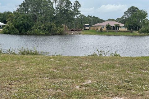 House in Lake Placid, Florida 2 bedrooms № 1098433 - photo 3