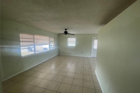Casa en venta en Lake Placid, Florida, 2 dormitorios № 1098433 - foto 9
