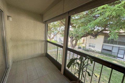 Condominio en venta en Coral Springs, Florida, 2 dormitorios, 78.97 m2 № 1103578 - foto 15