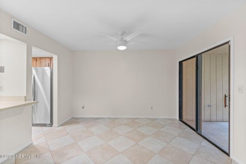 Condo in Saint Augustine, Florida, 2 bedrooms  № 855292 - photo 9