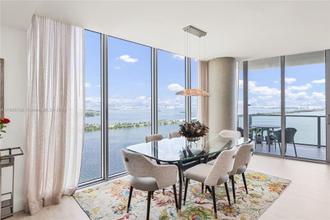 Copropriété à vendre à Miami, Floride: 3 chambres, 157.75 m2 № 1380424 - photo 4