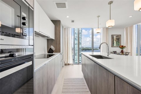 Copropriété à vendre à Miami, Floride: 3 chambres, 157.75 m2 № 1380424 - photo 15