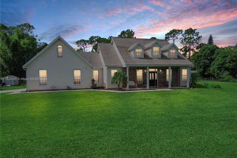 Villa ou maison à vendre à Loxahatchee Groves, Floride: 4 chambres, 251.21 m2 № 1292196 - photo 1