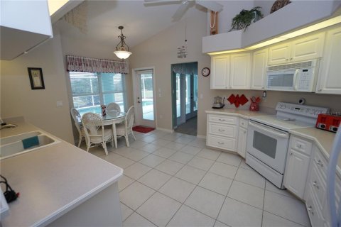 House in Punta Gorda, Florida 3 bedrooms, 212.37 sq.m. № 1434933 - photo 13