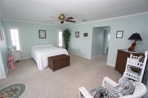 House in Punta Gorda, Florida 3 bedrooms, 212.37 sq.m. № 1434933 - photo 26