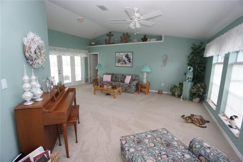 House in Punta Gorda, Florida 3 bedrooms, 212.37 sq.m. № 1434933 - photo 10