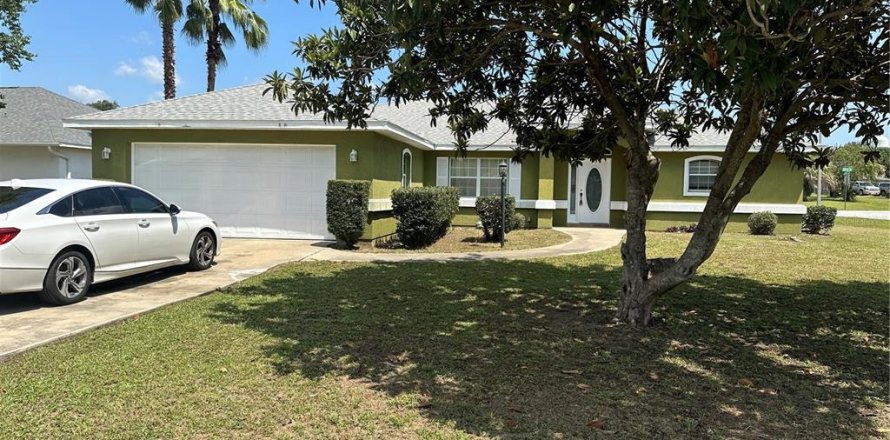 Casa en Ocala, Florida 3 dormitorios, 165.27 m2 № 1340193