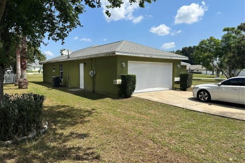 Villa ou maison à louer à Ocala, Floride: 3 chambres, 165.27 m2 № 1340193 - photo 3