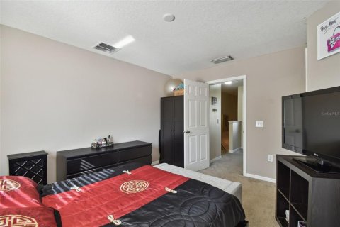 Adosado en venta en Tampa, Florida, 2 dormitorios, 120.03 m2 № 990666 - foto 24