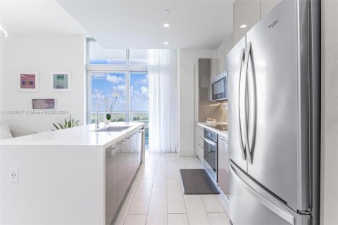 Condo in Sunrise, Florida, 3 bedrooms  № 1224281 - photo 11