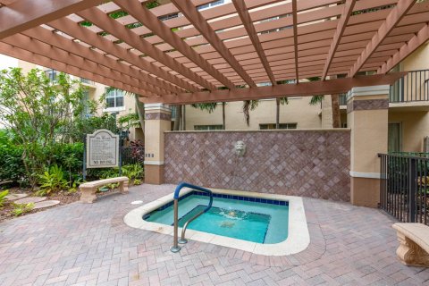 Condominio en venta en West Palm Beach, Florida, 1 dormitorio, 61.13 m2 № 284443 - foto 4