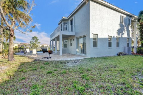 House in Wellington, Florida 6 bedrooms, 368.17 sq.m. № 1099998 - photo 16