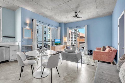 Copropriété à vendre à Miami, Floride: 2 chambres, 88.26 m2 № 1375623 - photo 6