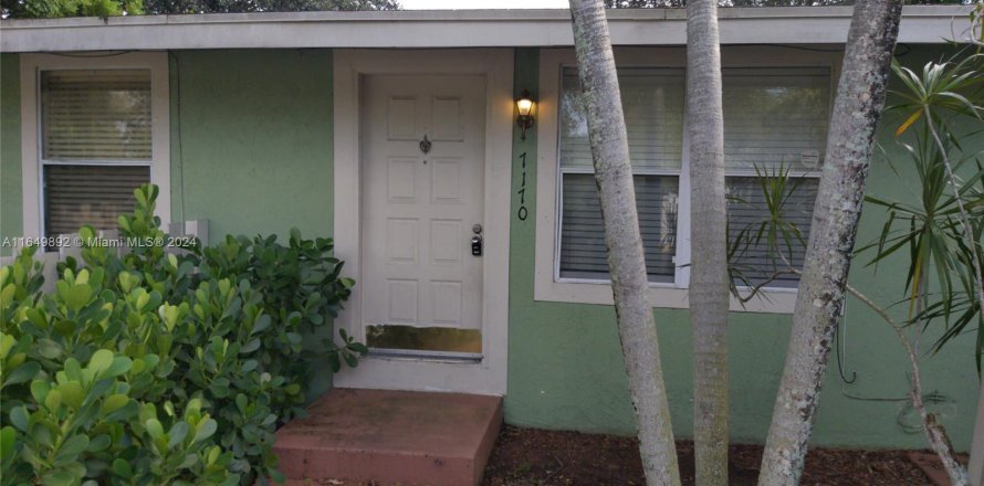 Condo in Tamarac, Florida, 1 bedroom  № 1332761