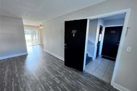 Condominio en venta en Orlando, Florida, 1 dormitorio, 72.19 m2 № 1387579 - foto 4